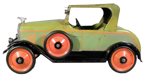Toledo Buick pressed steel toy car in excellent, all-original condition. Estimate: $10,000-$15,000. Showtime Auction Services image.